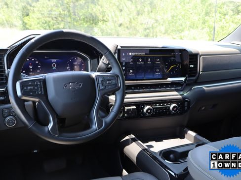 Used 2026 Chevrolet Silverado 2500 ZR2 AWD/4WD image 17
