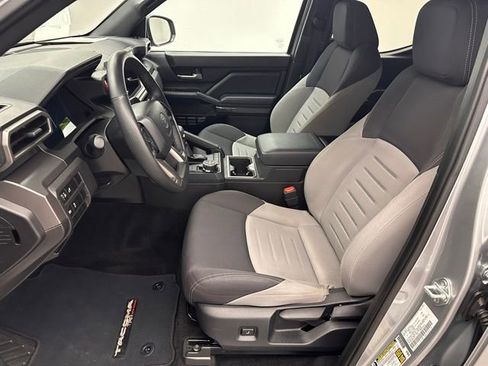 Used 2024 Toyota Tacoma TRD Off-Road image 16