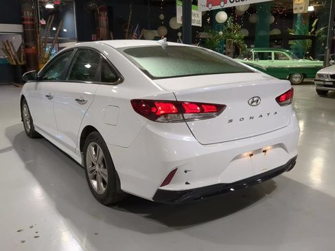 Used 2019 Hyundai Sonata SEL w/ Winter Weather Package FWD image 10