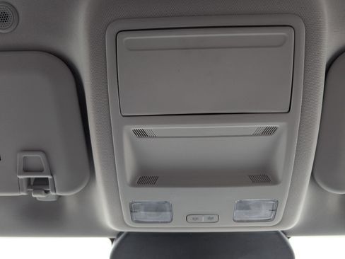 Used 2024 Ford Escape SE image 34