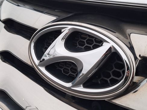 Used 2011 Hyundai Sonata Limited w/ Navigation Pkg 5 image 9