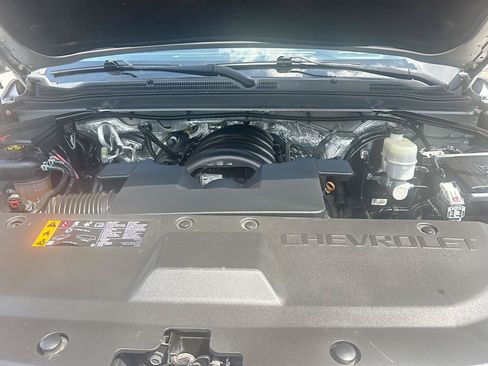Used 2018 Chevrolet Suburban Premier RWD image 32