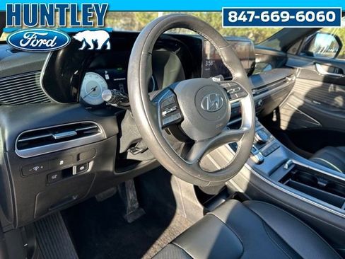 Used 2024 Hyundai Palisade Calligraphy image 23