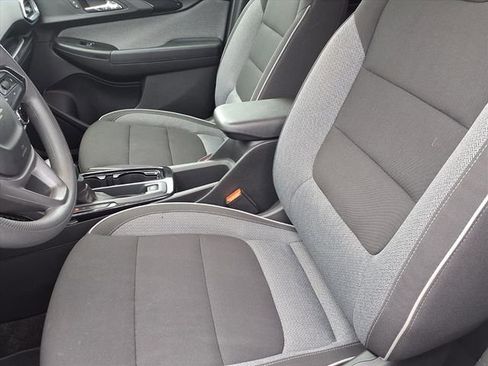 Certified 2023 Chevrolet TrailBlazer LT w/ Convenience Package image 3