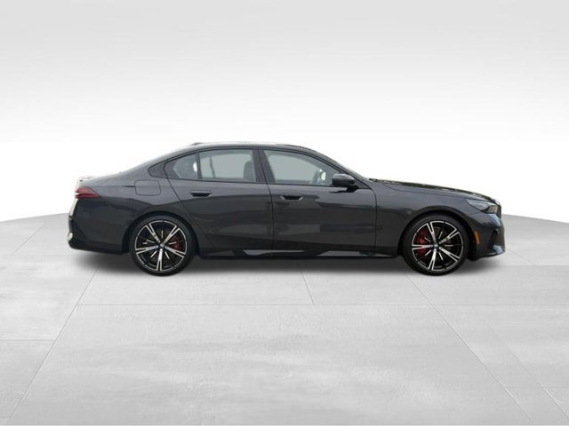 Certified 2024 BMW 540i xDrive w/ Executive Package AWD/4WD image 10