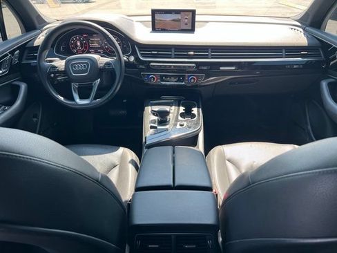 Used 2018 Audi Q7 3.0T Prestige w/ Prestige Package AWD/4WD image 10
