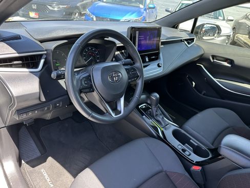Used 2024 Toyota Corolla SE w/ SE Package FWD image 22