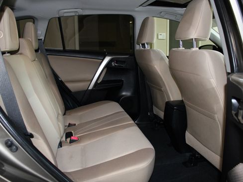 Used 2015 Toyota RAV4 XLE FWD image 30