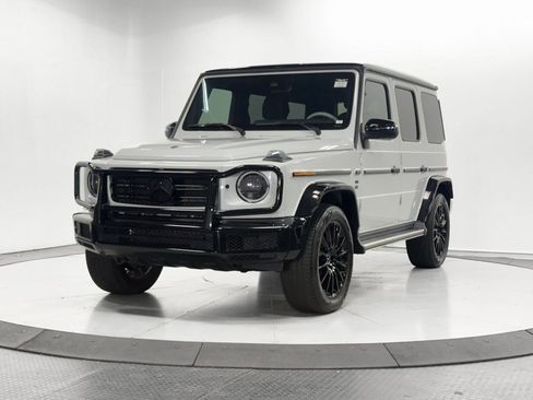 Used 2021 Mercedes-Benz G 550 image 3