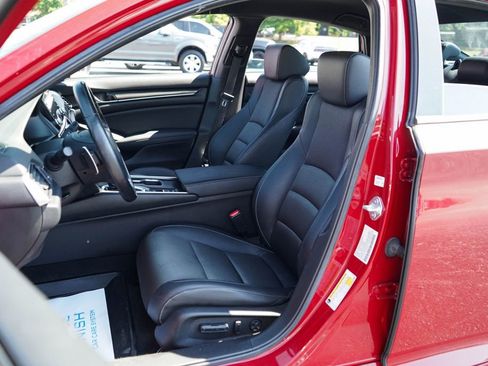 Used 2021 Honda Accord Sport image 6