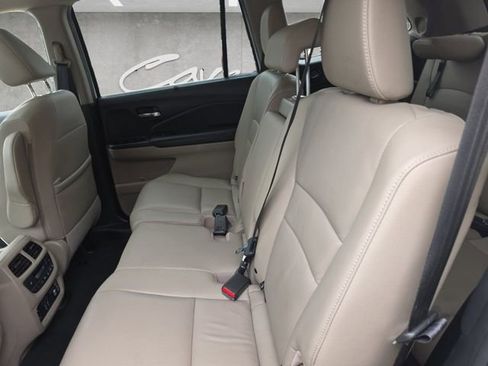 Used 2022 Honda Pilot Touring image 22