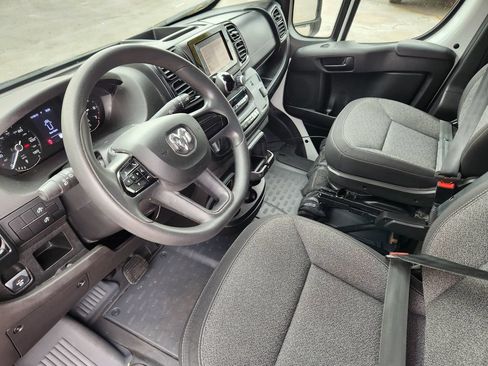 Used 2025 RAM ProMaster 2500 FWD image 7