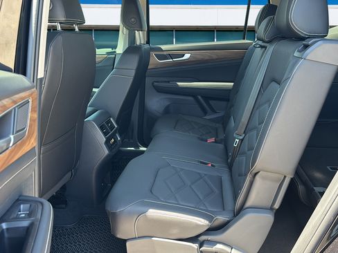 New 2026 Volkswagen Atlas SE AWD/4WD image 15