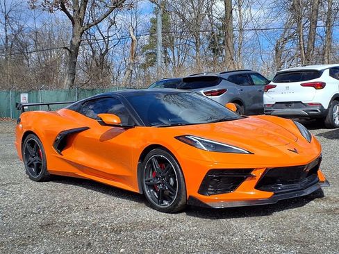 Used 2023 Chevrolet Corvette Stingray Coupe w/ 1LT image 3