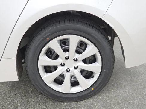 Certified 2024 Toyota Corolla LE FWD image 29