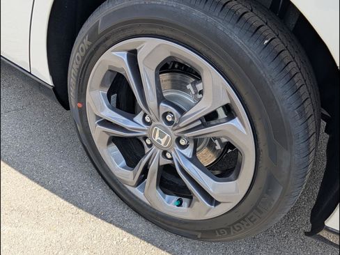 New 2026 Honda Accord EX-L image 18