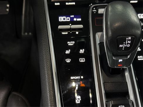 Used 2018 Porsche Panamera 4S image 30