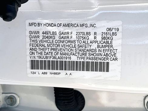 Used 2020 Acura TLX image 34