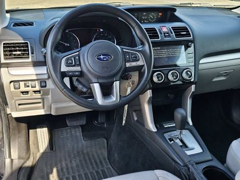 Used 2018 Subaru Forester 2.5i Premium AWD/4WD image 33