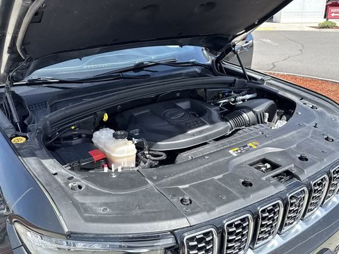 Used 2023 Jeep Grand Cherokee Summit w/ Luxury Tech Group V AWD/4WD image 7