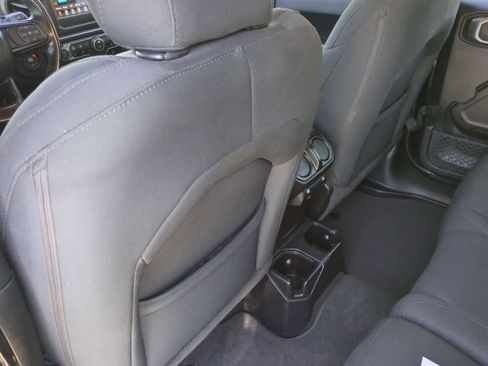 Used 2020 Jeep Wrangler Unlimited Sport AWD/4WD image 18