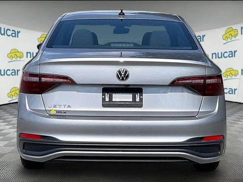 Used 2023 Volkswagen Jetta Sport FWD image 5