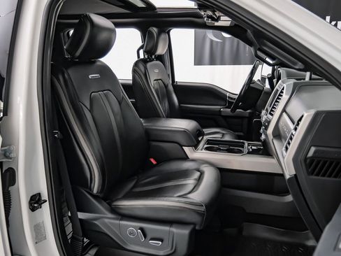 Used 2021 Ford F450 Platinum w/ FX4 Off-Road Package image 37