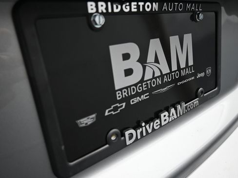 Used 2024 Chevrolet Malibu LT FWD image 29