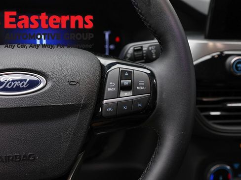 Used 2023 Ford Escape Active AWD/4WD image 15