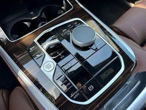 New 2026 BMW X5 sDrive40i image 19