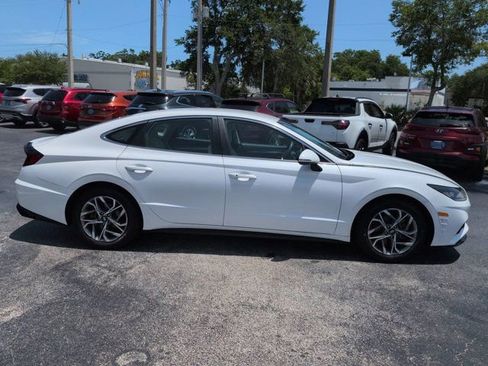 Certified 2023 Hyundai Sonata SEL w/ Cargo Package FWD image 3