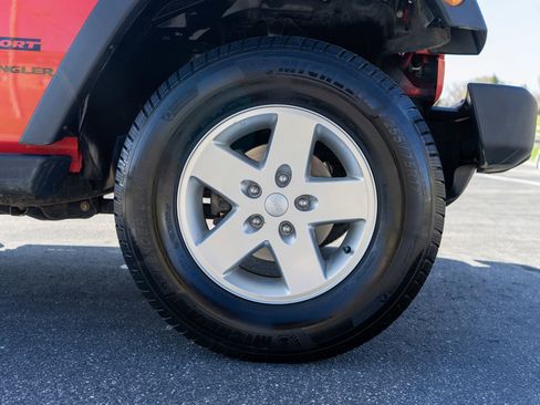 Used 2013 Jeep Wrangler Sport image 10