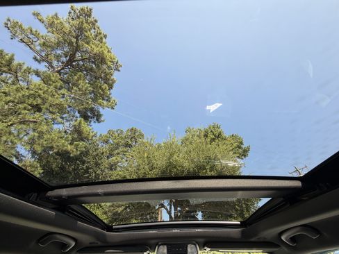 Used 2022 Chrysler 300 S RWD image 14