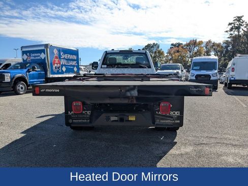 New 2025 Ford F550 4x4 Regular Cab Super Duty image 5