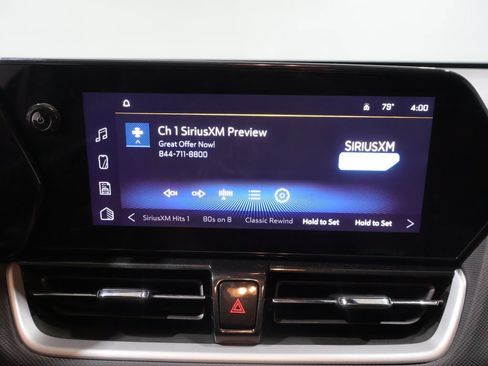 Used 2025 Chevrolet TrailBlazer LT AWD/4WD image 28