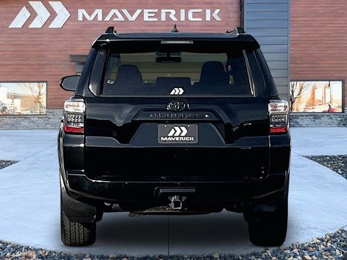 Used 2019 Toyota 4Runner SR5 image 6