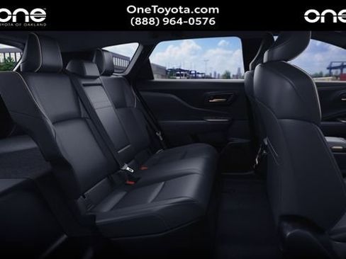 New 2026 Toyota Crown Signia image 3