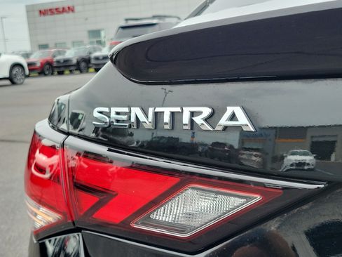 Certified 2021 Nissan Sentra SR w/ SR Premium Package FWD image 6