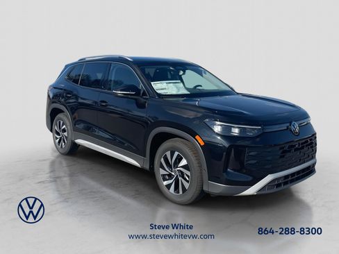 New 2026 Volkswagen Tiguan S FWD image 1