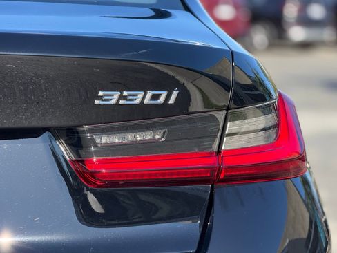 Used 2025 BMW 330i 330i w/ Convenience Package image 16