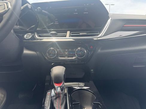 New 2026 Chevrolet Trax RS w/ Sunroof Package FWD image 17