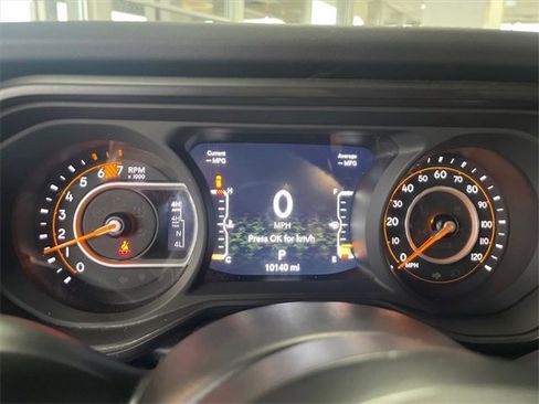 Used 2024 Jeep Wrangler Unlimited Rubicon 392 image 11