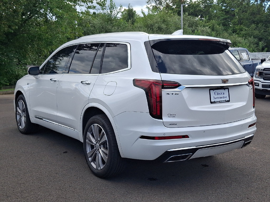 Used 2024 Cadillac XT6 Premium Luxury w/ LPO, Floor Liner Package AWD/4WD image 7