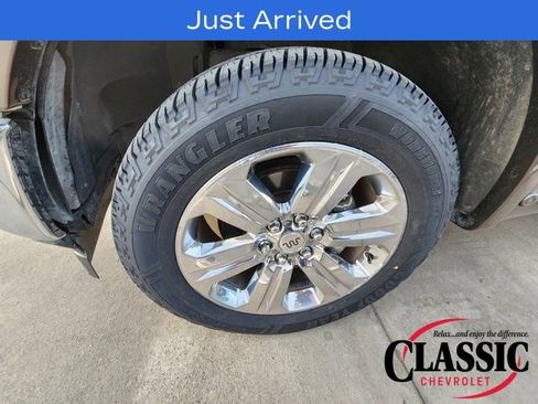 Used 2018 Ford F150 King Ranch w/ Equipment Group 601A Luxury image 17