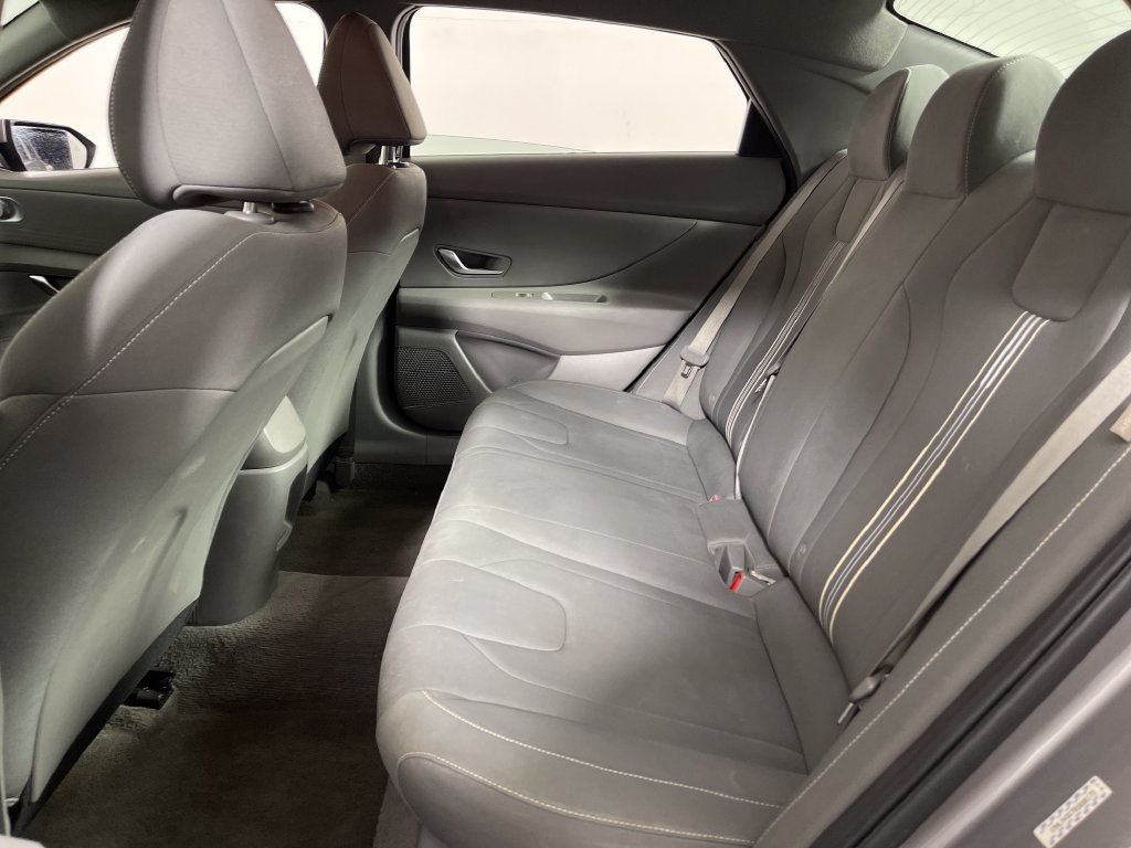 Certified 2024 Hyundai Elantra SEL FWD image 14