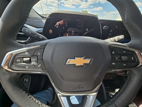Used 2024 Chevrolet TrailBlazer LT w/ Convenience Package FWD image 18