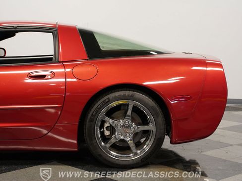 Used 1998 Chevrolet Corvette Coupe image 24