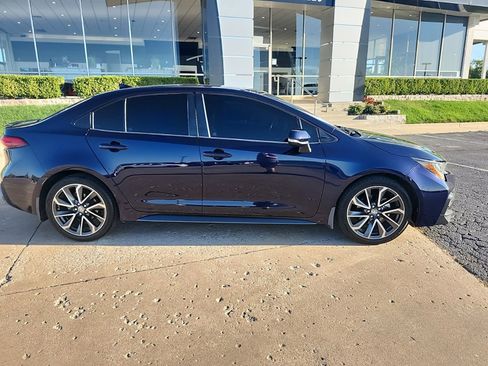 Used 2020 Toyota Corolla XSE FWD image 2