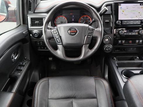 Used 2021 Nissan Titan PRO-4X w/ Pro-4x Convenience Package image 23
