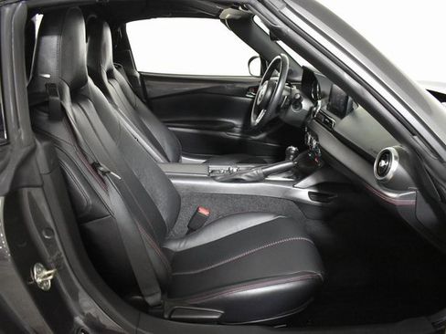 Used 2019 MAZDA MX-5 Miata RF Grand Touring image 28